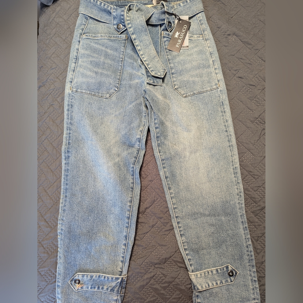 Parasuco High-Rise Tapered Leg Alexa fit